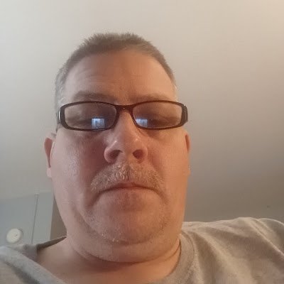 I am a 46 year old gay man, I am a hard working fun loving guy who has amazing friends. Would you like to be my friend too?