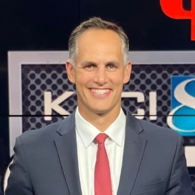 KCCI Sports Director. Bringing the human element to the forefront of every story. Links & RTs aren’t endorsements. Opinions are my own. #StandUpToJewishHate