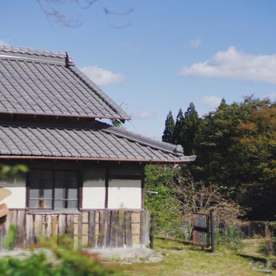 ＊＊＊＊＊喫茶つきなみ（準備中です） ＊＊＊＊＊＊三重県いなべ市の自然に近いところに移住しました。のんびりふたり暮らし。 出店カフェ / 動画制作 / レシピ開発 など。つきなみな日々を大切にしていきたい。