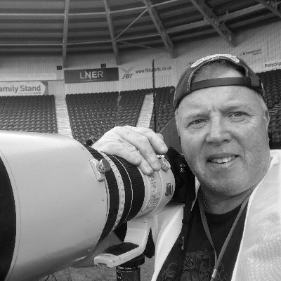 Photographer • Snapper for AHPIX Sports Photo Agency • League photographer for the YCSPL • DataCo & ECB accredited • Wedding photographer @ Sitwell Arms Hotel.