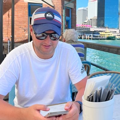 RobRelton's profile picture. was born at a young age and am somewhat of a cake enthusiast