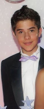 18/02 . aquariano . familia , amigos , sair , comer , chocolate , musica , sorriso , dj ; segue ai , sigo de volta *-* . namorado da @xofanna . s2'