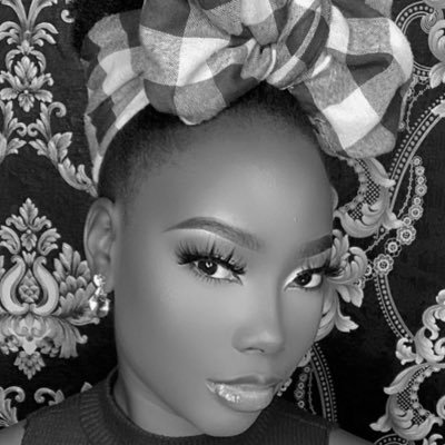 OyinloyeAyomi15's profile picture. @officialmheeday Backup Account