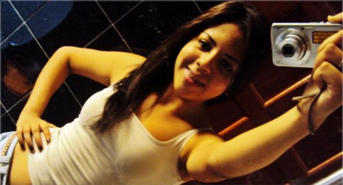 - luto pelos meus sonhos, para um dia olhar para trás, &' falar eu lutei ;)