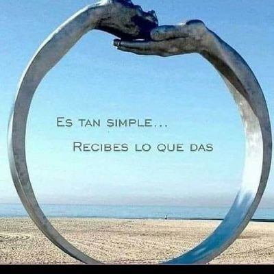 Las redes sociales están llenas de gente con ideología, pero sin biblioteca.