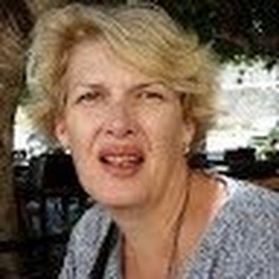 SarahBi98474246's profile picture. 