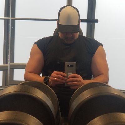 mariano73r's profile picture. Siempre contra corriente, eligiendo los caminos difíciles y menos transitados, para encontrar mejores destinos. 🇦🇷🏴󠁧󠁢󠁳󠁣󠁴󠁿