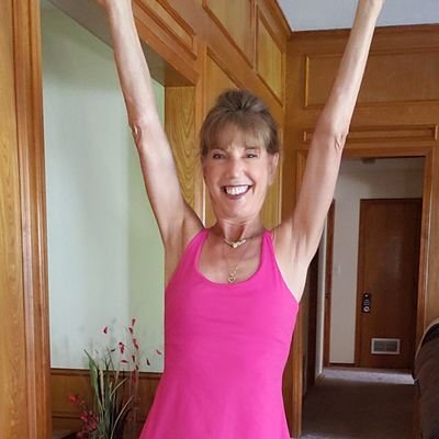 DietaryTidbits's profile picture. Former nutritional director for Beverly Corp. Moved to Texas  2019 by way of California. 
Entrepreneur for a new atheisure wear company. 
look good, do good!