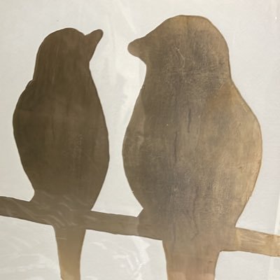 DecoupleUrself's profile picture. 