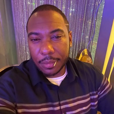 Tae_20's profile picture. Holla at me!!!!!!