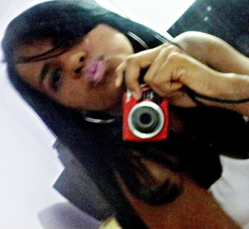 ''Aprendi a afastar de mim, tudo que me faz mal, meu coração chama isso de egoísmo mas minha razão chama isso de amor próprio.Msn:angelbeautfull@hotmail.com