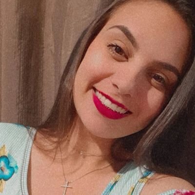 Nunca foi sorte, sempre foi Deus 🙏🏻🖤
Filha do REI dos REIS 👑🙇🏻♀️