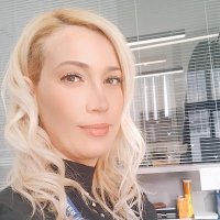Esra (@toreesra) Twitter profile photo