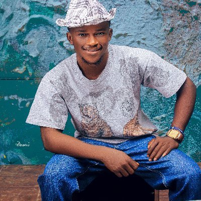 FRIDOPROFF's profile picture. Friday Philemon, 30 years old, I finished diploma in business administration & management, And now am in University of Adamawa State, Same Department.