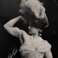 M e l i s s a (@mcb325) 's Twitter Profile