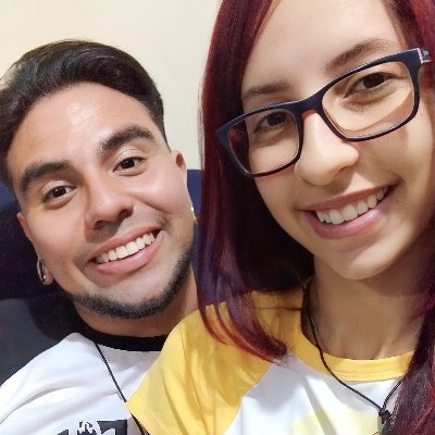 Vanny_ruivinha, 25 anos ,namoro💍.
🥰Supernatural ,Wandinha e stranger things.🥰
Amo música, amo cantar .