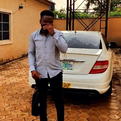 TolulopeKehind7's profile picture. || I leverage data insights to drive informed decisions ||