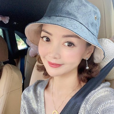 Kiki1986007's profile picture. 