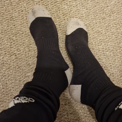 29/Gay Feet (Size 9)👣 Socks (Footy)🧦 Trainers(Tn/Vm)👟
Stinking 👣🧦👟😍🤤