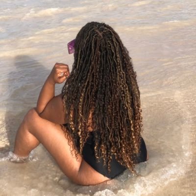 #Fuck a bio cause bitch I'm CERTiFiED Follow me on IG:@_darkchocol8