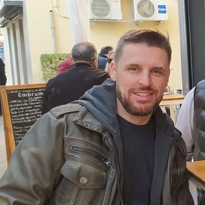 Programador Informático. Sevillano y bético. Un privilegiado