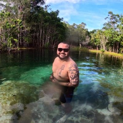 adailton3k's profile picture. não me leve a sério (ou leve).