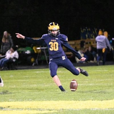 Hartland ‘25 | 6’0 165 lbs | Varsity Kicker | Kohls 4⭐️| 2nd Team All-County | Left Footed | Varsity Basketball🏀 | SG/SF | 4.0 GPA | 517-245-9443 |