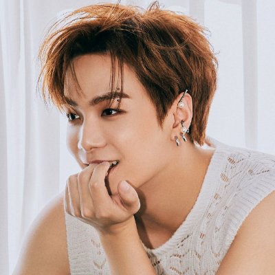 koisurujr's profile picture. 🧡 NU'EST
#부기즈
#년북