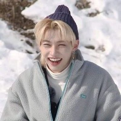 kenilix08's profile picture. me gusta el kpop, el bl o Yaoi, soy fan de tlacuadubs y de la series helluva boss y hazbin hotel