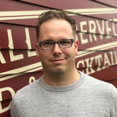 JustinSwanGR's profile picture. I love lamp.