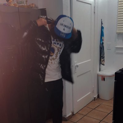 2sleazyevan's profile picture. ♛