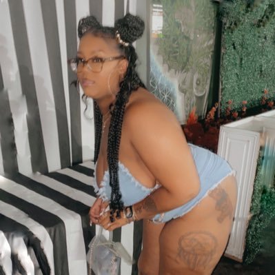 BI 🌈 FaceTime shows $100 💦⬇️ https://t.co/GrFYNUHoYm forever🍀