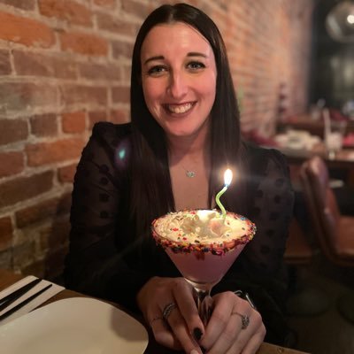 imma_B_13's profile picture. Certified Athletic Trainer✨ University of Charleston Softball Alum🥎