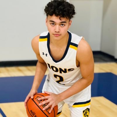 Sound Christian/ 3.16 GPA/SG/2025 5’9 150lbs 14 ppg 3 steals pg. Awards Max Preps POY 2022-2023 Sea Tac Champions 2022-23 (602) 772-0738