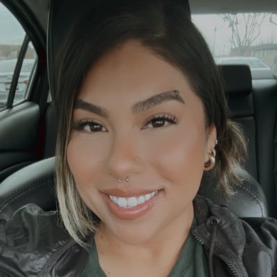 jenningit05's profile picture. ✨35✨ keep it simple, stupid✨ $jennykins89