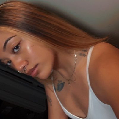 vanniaolani's profile picture. samoan & filipino 🇦🇸🇵🇭 || 28 🤙🏽