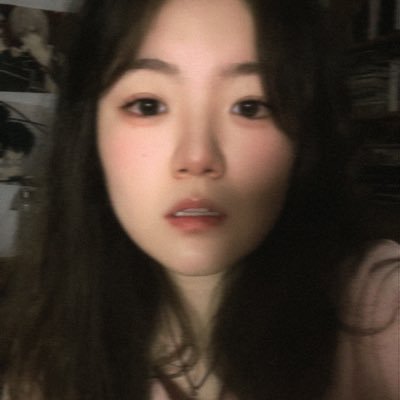 52Hertz__yx's profile picture. 在等一个人，在等一个真相大白的时刻。