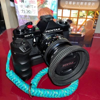 ただのコレクターおやじです。 欲しかった機種やレンズ等入手したりして、色んな事を試して遊んでます。 カメラはPENTAX、Canon、LUMIX(Panasonic)、をメインで愛用。 ヤマハ トリシティー125で近場を徘徊しています。 昨年からフィルムカメラでの撮影を復活しています
(^▽^)/