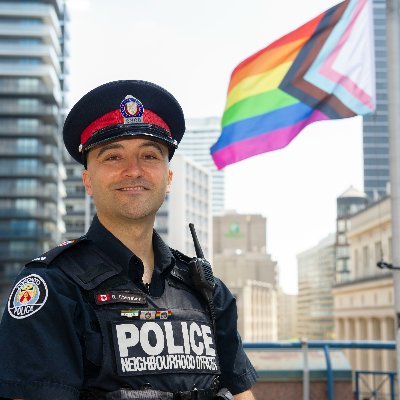 2SLGBTQ+ Liaison Officer Toronto Police Service. @TPS_CPEU Account NOT monitored 24/7 - Non-Emergency (416) 808-2222, Emergency Call 911