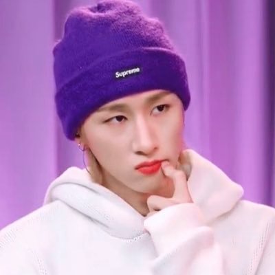 153_imnameim's profile picture. ¿Quieres ir a mi casa a ver un gato?