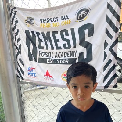 techvois's profile picture. happy