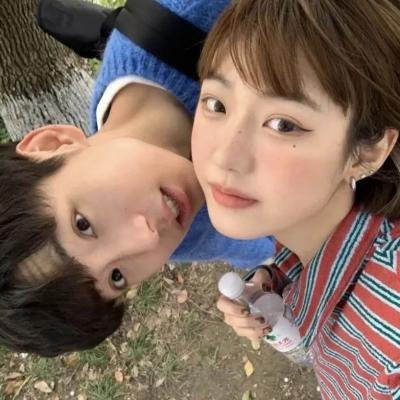 DhsH53SglJZTB's profile picture. 