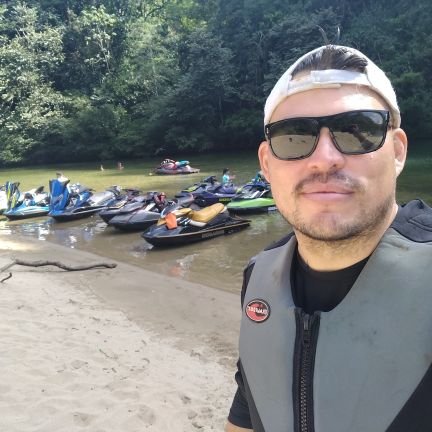 srcheque's profile picture. Work Hard, Conservative, Nature, IT Security, Music, Scotch/Whiskey and FREEDOM.