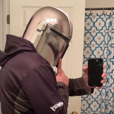 NewKidSpade's profile picture. 23 | AEMT | Comic Nerd | Lego Enjoyer | Hockey Goalie #VegasBorn