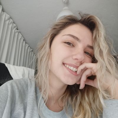 👩 Indiepreneur building my projects and monetizing them