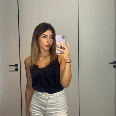 mybad_lou's profile picture. 🖤«Le monde est moche alors qu’c’est le notre» ⛓☆ My.bad__