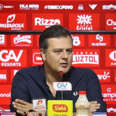 VP do Vila Nova FC. Empresário.