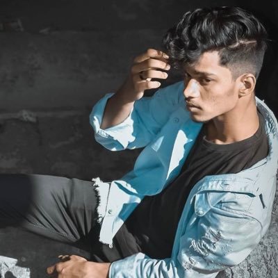 Swapnilmanayar's profile picture. Documenting my journey 🚀 on how to create paid community under 3 months