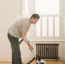 Regularly updated vacuums and floor care information. News, reviews, price decreases, new releases.