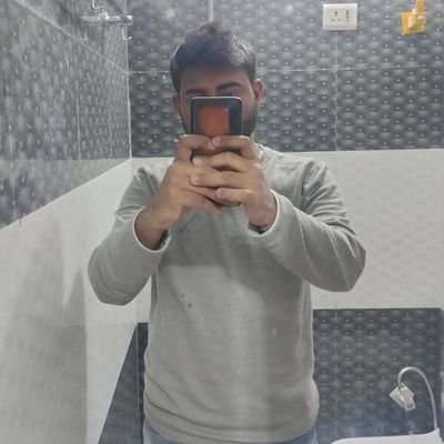 PARASCH73927626's profile picture. Software Engineer